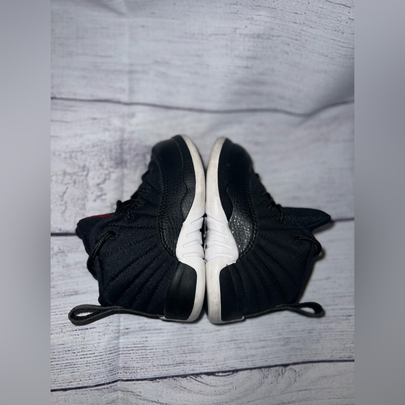 Air Jordan 12 Retro “Black and White Taxi” Toddler Boys💙Gently worn. - Picture 8 of 9